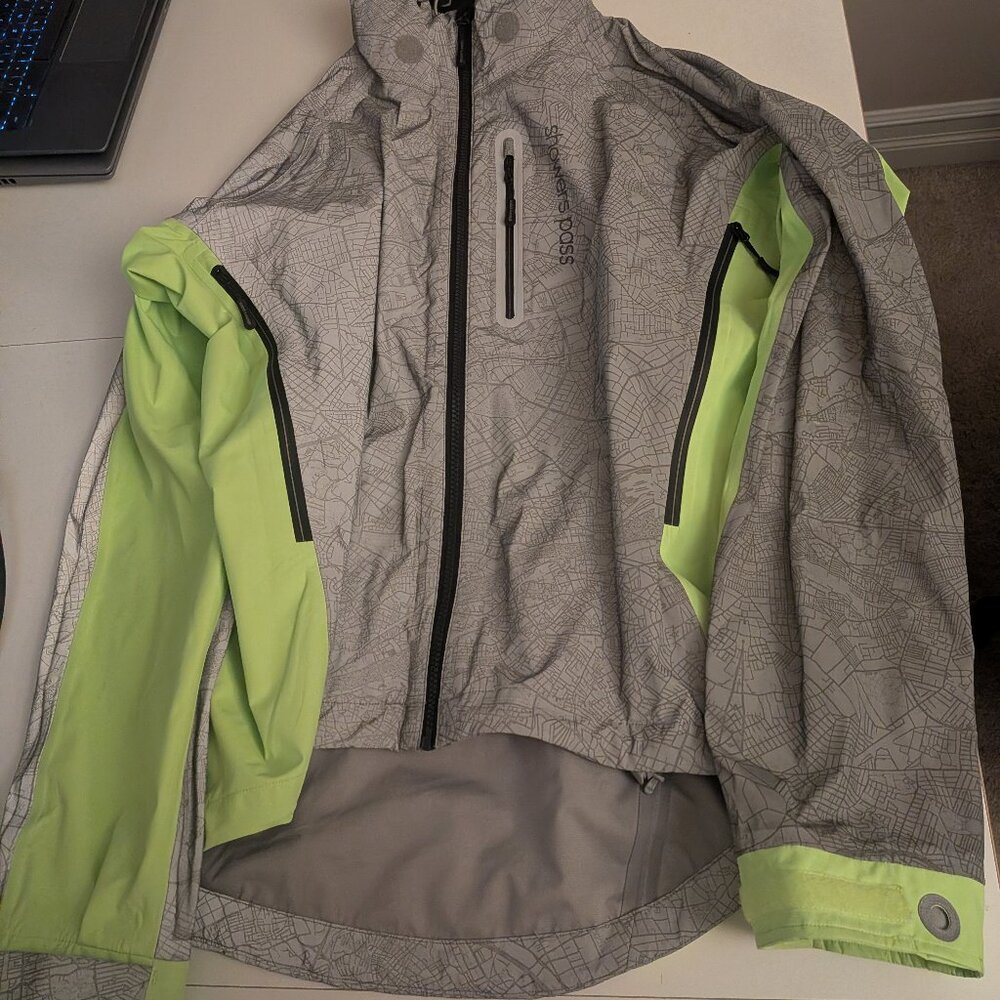 🚲 Showers Pass Elite Cycling Rain 🌧️ Jacket Reflective - Men M EUC